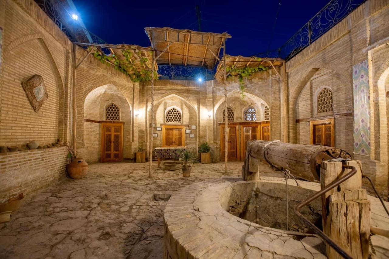 Khurjin Hotel Bukhara Exterior foto